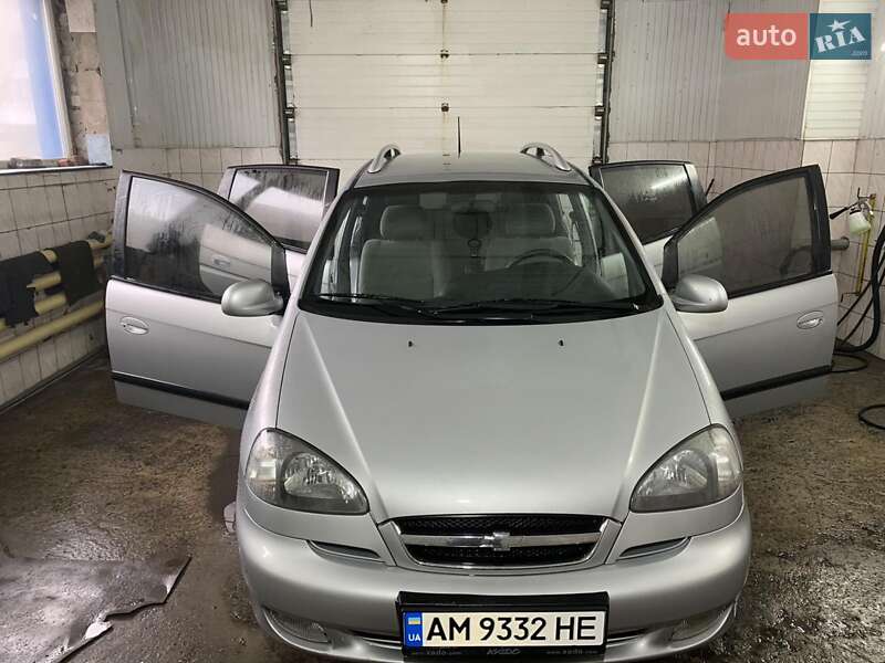 Минивэн Chevrolet Rezzo 2006 в Житомире