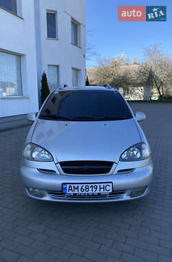 Минивэн Chevrolet Rezzo 2007 в 