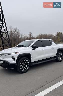 Пікап Chevrolet Silverado EV 2024 в Дніпрі