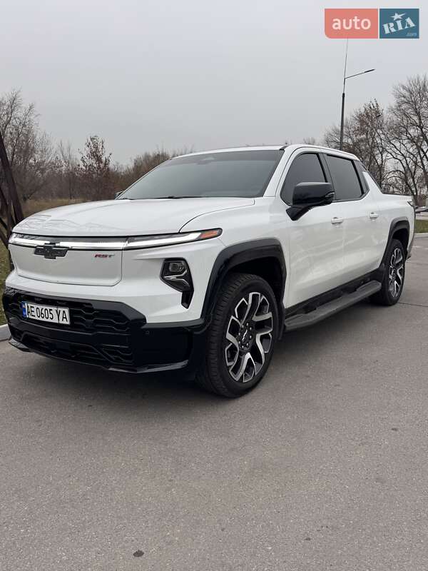 Пікап Chevrolet Silverado EV 2024 в Дніпрі