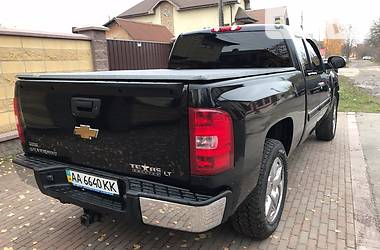 Пикап Chevrolet Silverado 2010 в Киеве