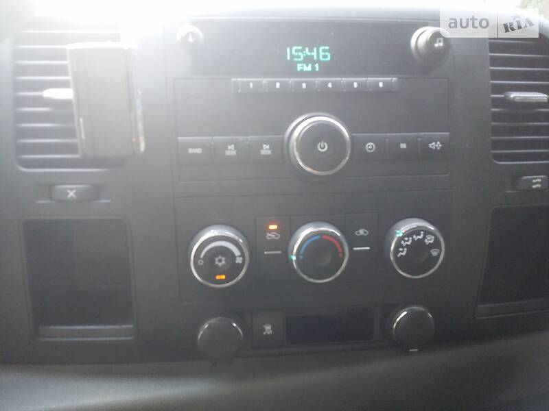 Пікап Chevrolet Silverado 2010 в Дубні