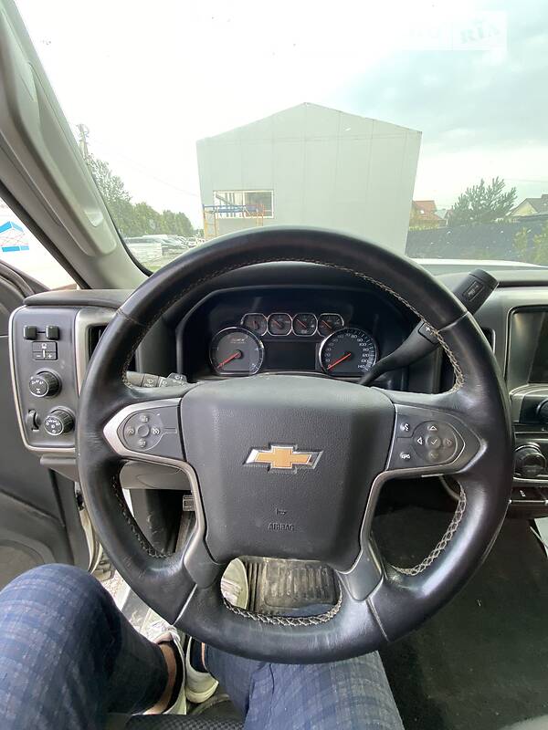 Пикап Chevrolet Silverado 2017 в Львове
