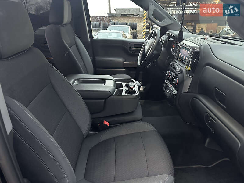 Пікап Chevrolet Silverado 2018 в Києві