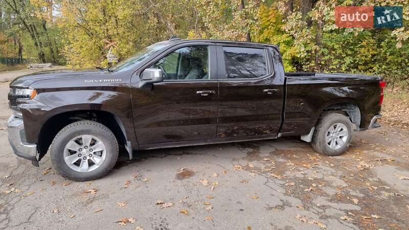 Пикап Chevrolet Silverado 2019 в Конотопе