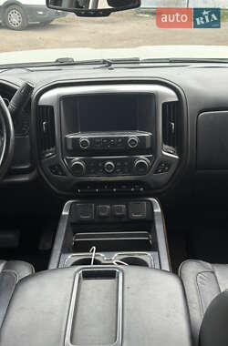 Пикап Chevrolet Silverado 2015 в 