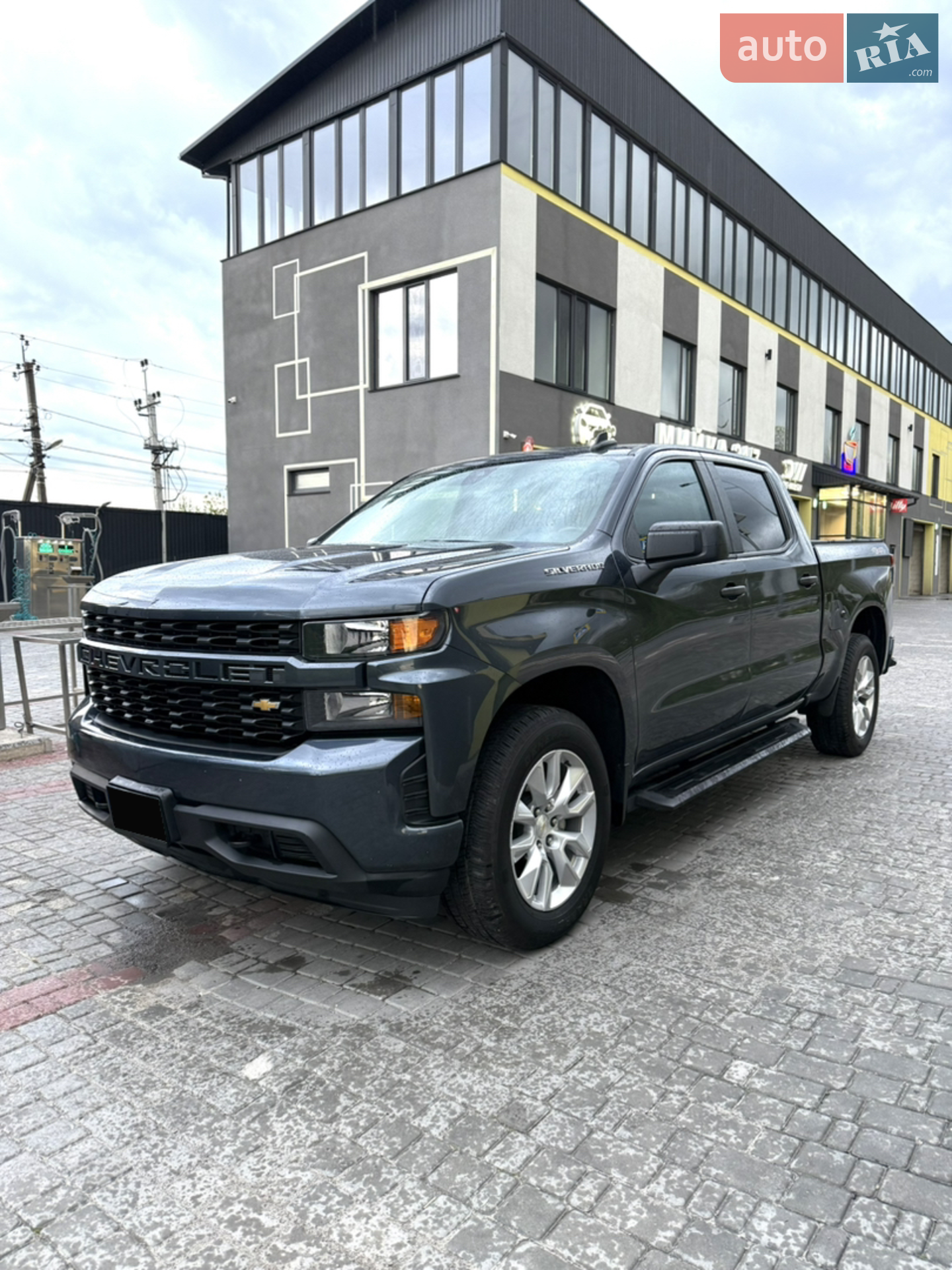 2021 Chevrolet Silverado - мініатюра 2