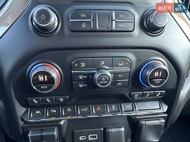 Пикап Chevrolet Silverado 2019 в Луцке