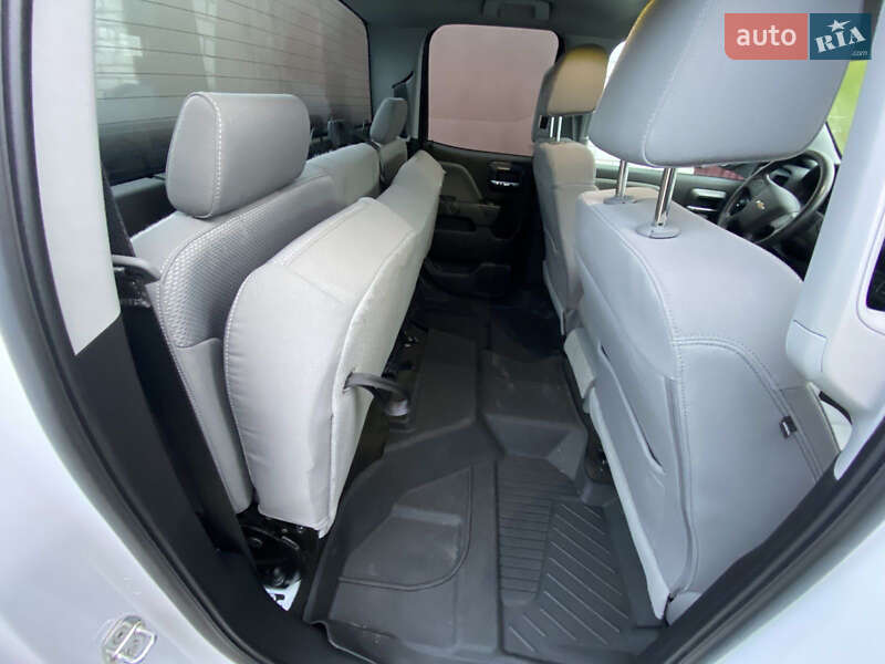 Пикап Chevrolet Silverado 2017 в Яготине