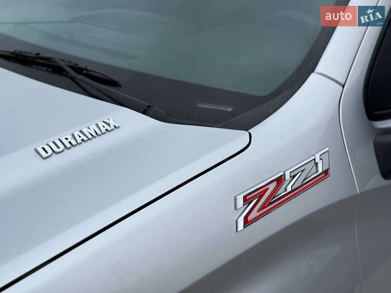 Пикап Chevrolet Silverado 2020 в Киеве