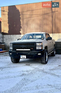 Пикап Chevrolet Silverado 2015 в Ровно