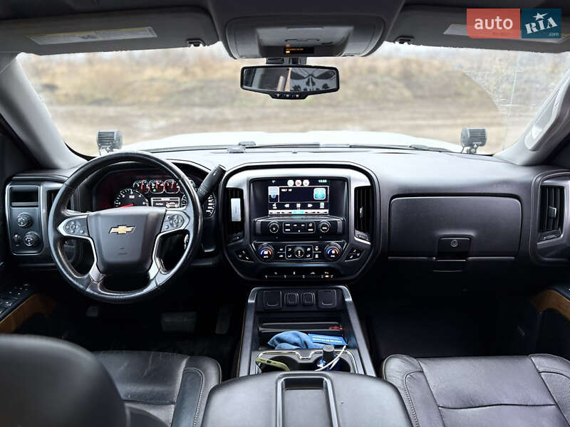 Пикап Chevrolet Silverado 2015 в Ровно