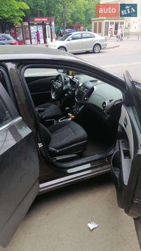 Седан Chevrolet Sonic 2013 в Запорожье