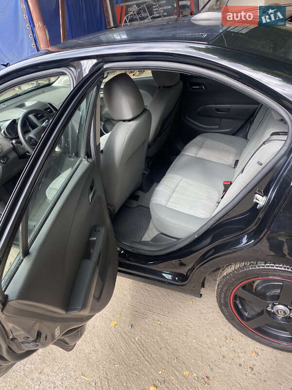 Седан Chevrolet Sonic 2016 в Одессе фото 13 Седан Chevrolet Sonic 2016 в Одессе