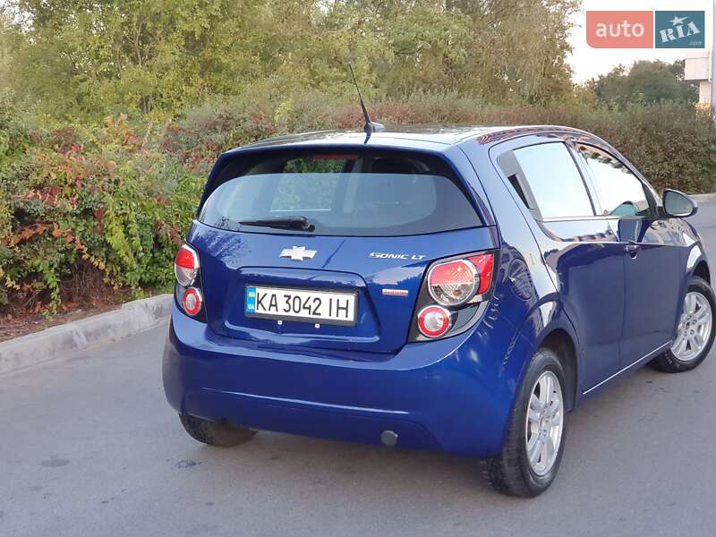 Хэтчбек Chevrolet Sonic 2013 в Днепре фото 3 Хэтчбек Chevrolet Sonic 2013 в Днепре