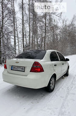 Седан Chevrolet Sonic 2016 в 