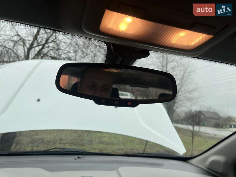 Хэтчбек Chevrolet Sonic 2017 в Днепре