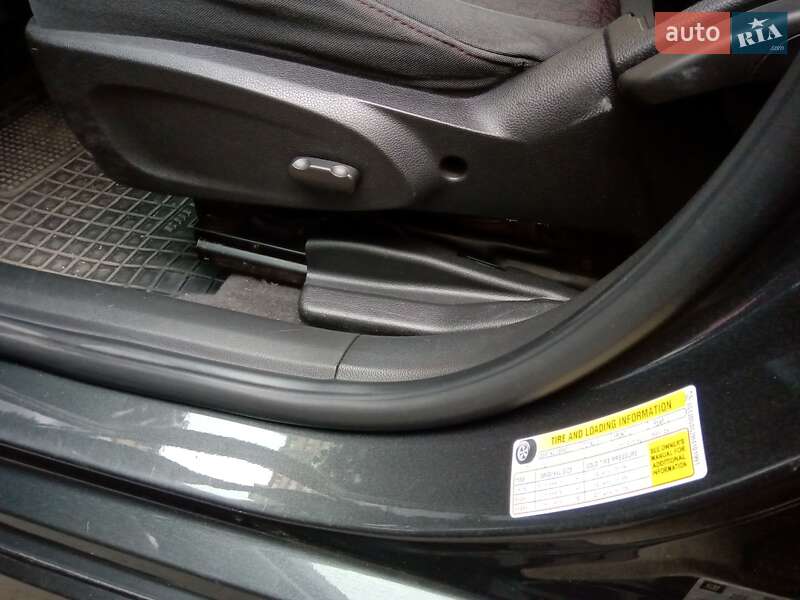 Седан Chevrolet Sonic 2016 в Кривом Роге