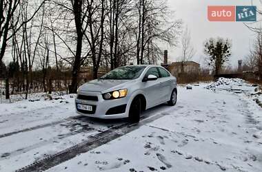 Седан Chevrolet Sonic 2014 в Костопілі