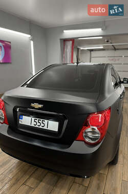 Седан Chevrolet Sonic 2012 в Львові