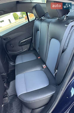 Седан Chevrolet Sonic 2014 в 