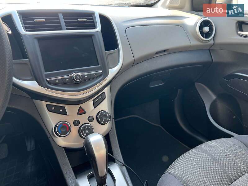 Седан Chevrolet Sonic 2019 в Одессе