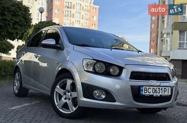 Седан Chevrolet Sonic 2016 в Івано-Франківську