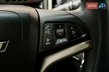 Седан Chevrolet Sonic 2012 в 