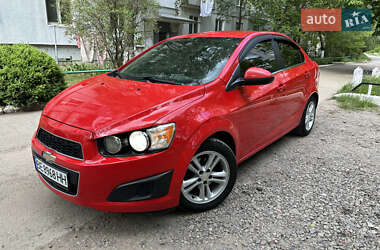 Седан Chevrolet Sonic 2014 в Первомайську