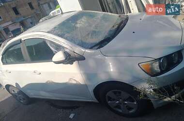 Седан Chevrolet Sonic 2014 в Києві