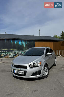 Седан Chevrolet Sonic 2013 в Киеве
