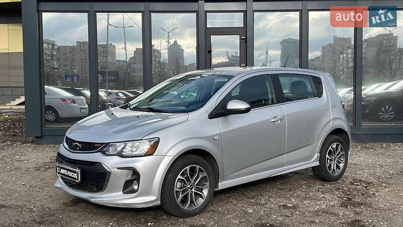 Хэтчбек Chevrolet Sonic 2019 в Киеве