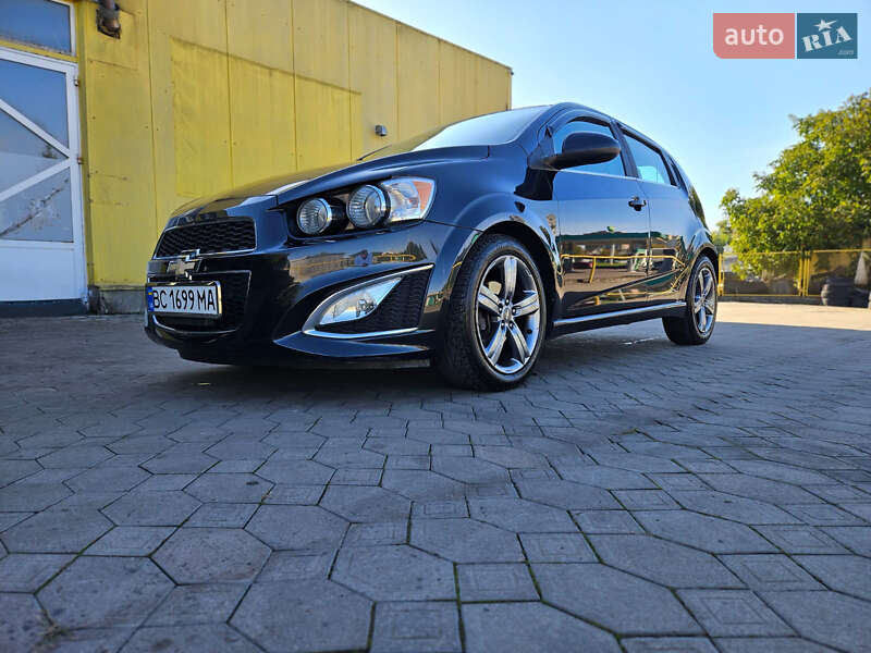 Хэтчбек Chevrolet Sonic 2013 в Львове