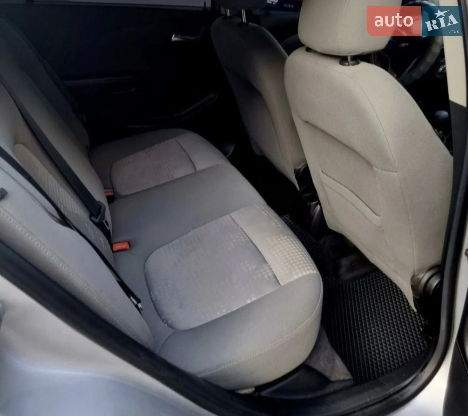 2012 Chevrolet Sonic - мініатюра 12