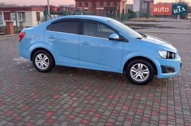 Седан Chevrolet Sonic 2014 в Кропивницькому