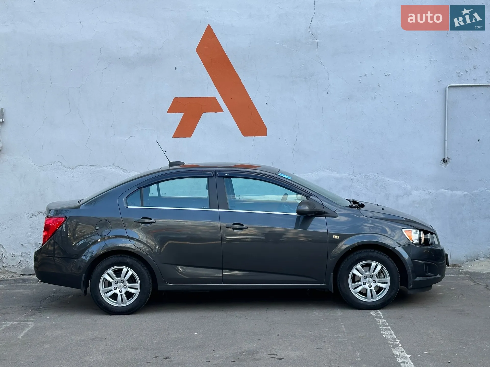 2015 Chevrolet Sonic - мініатюра 30