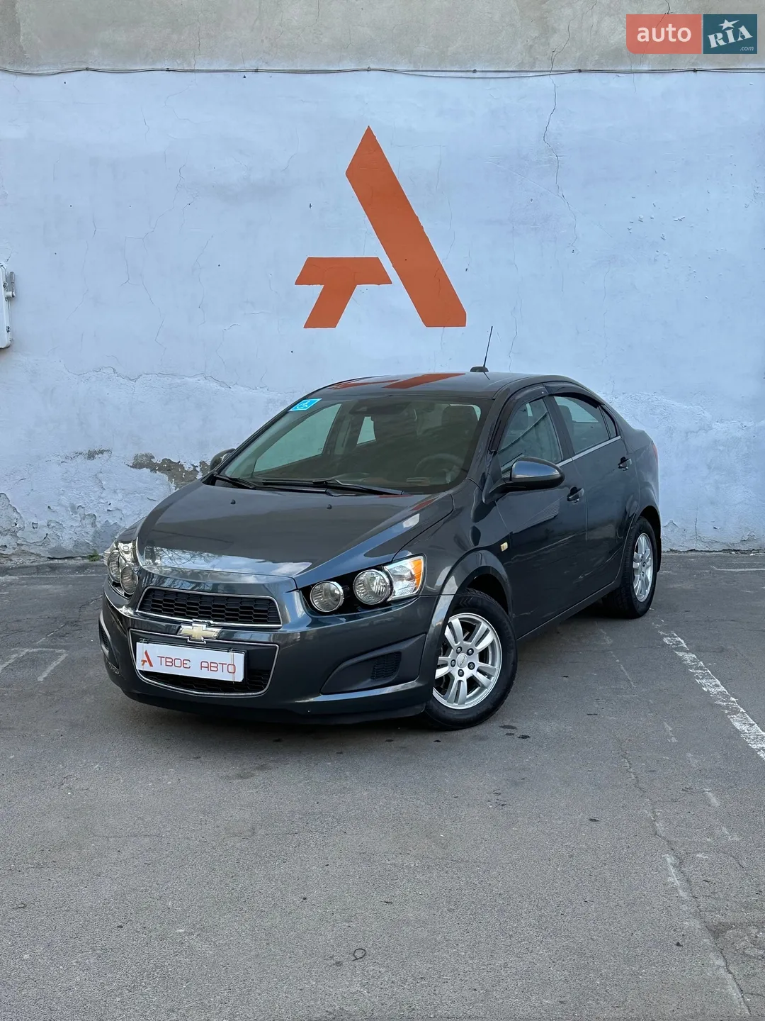2015 Chevrolet Sonic - мініатюра 2