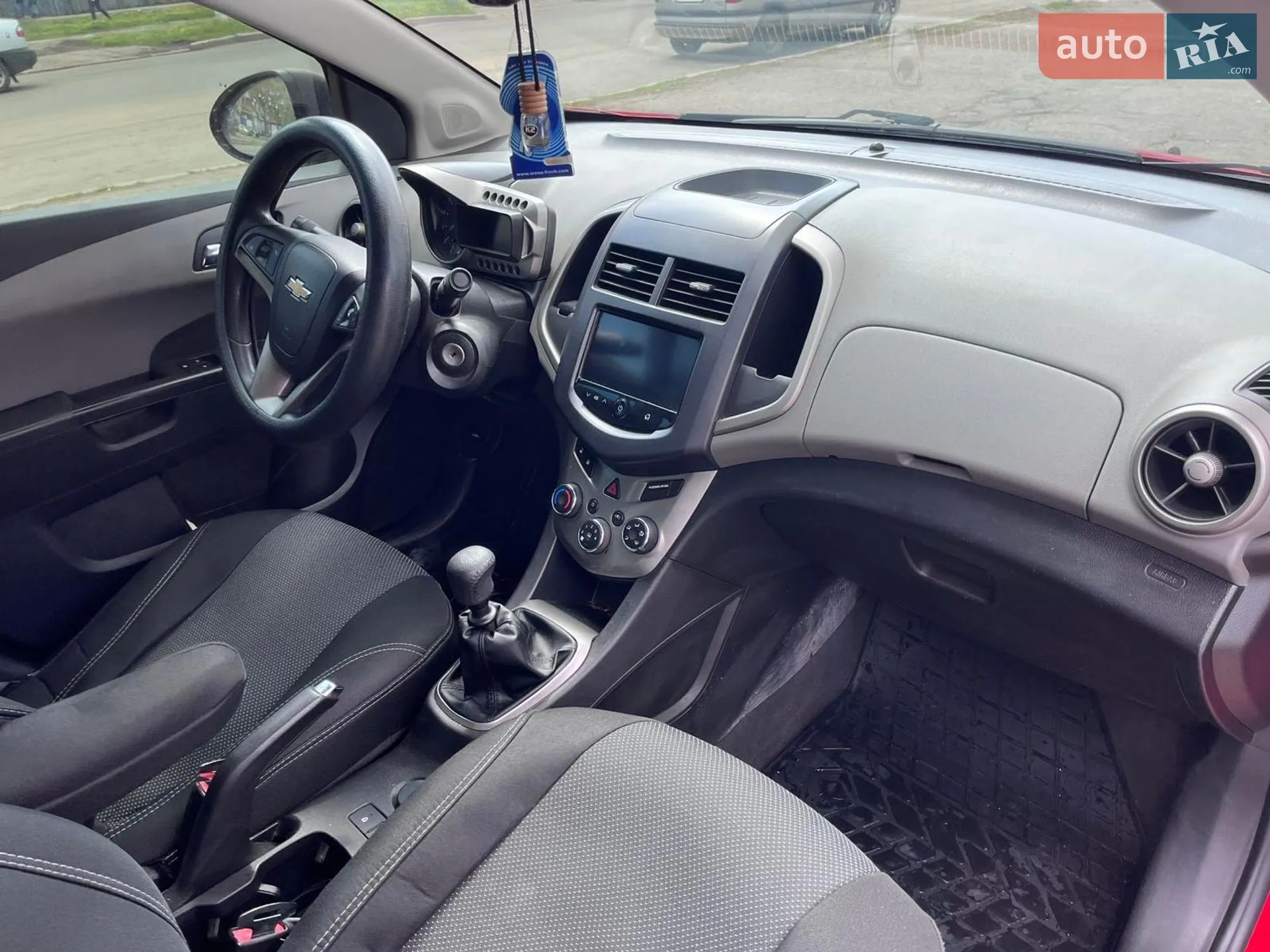 2012 Chevrolet Sonic - мініатюра 27