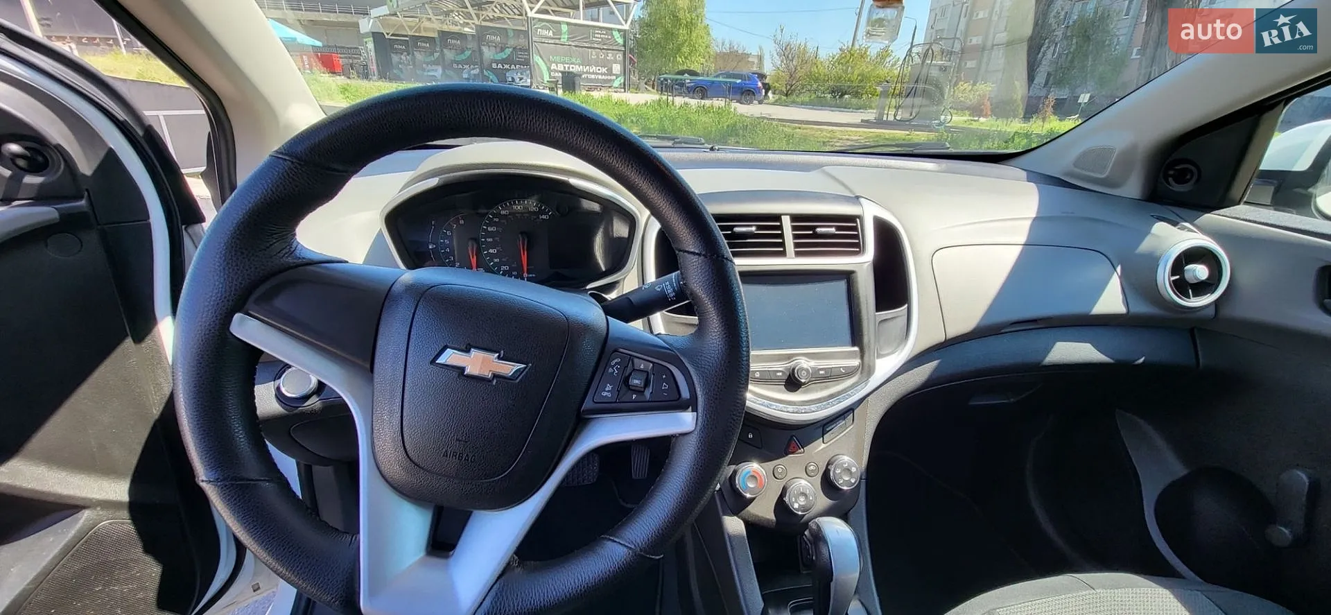 2016 Chevrolet Sonic - мініатюра 20