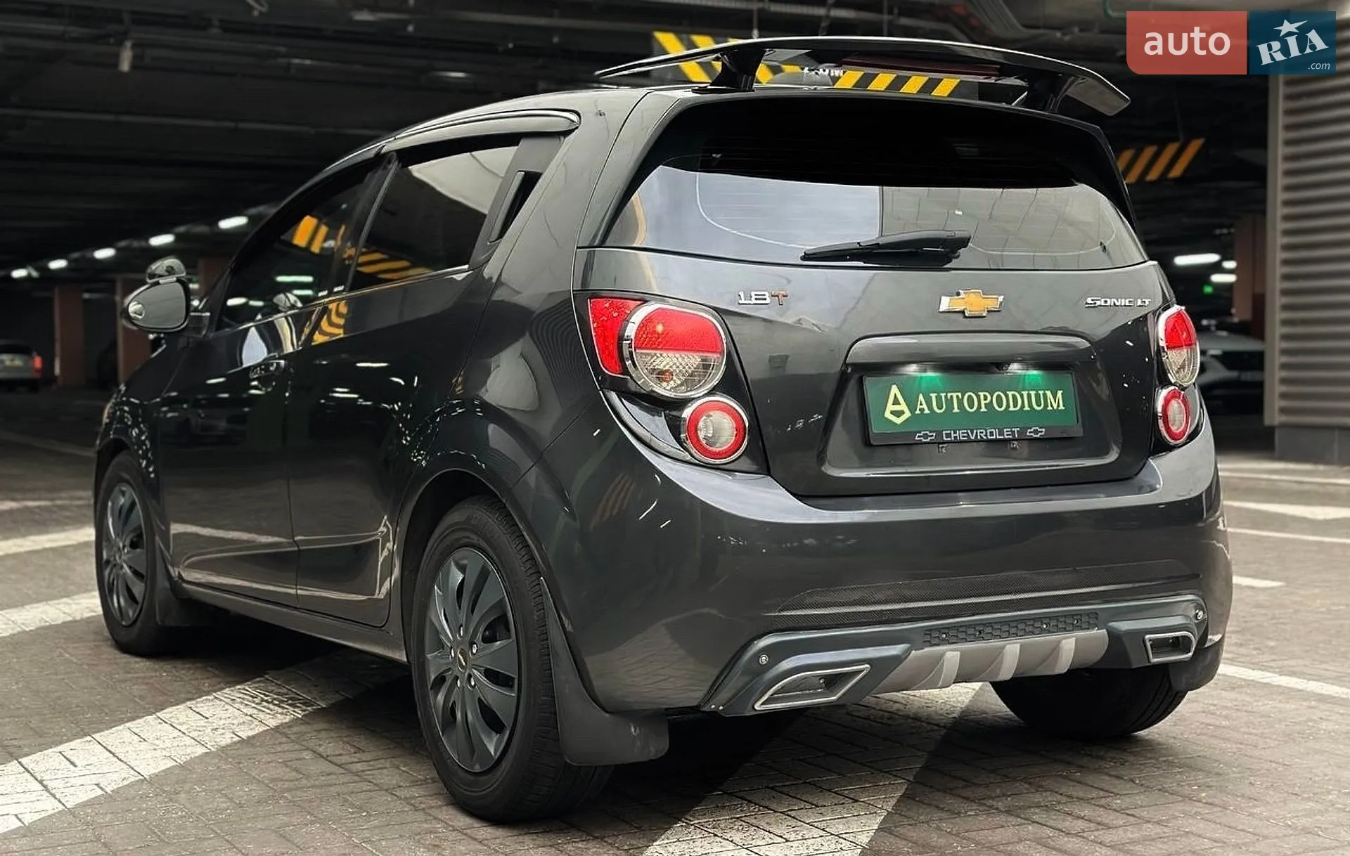 2015 Chevrolet Sonic - мініатюра 10
