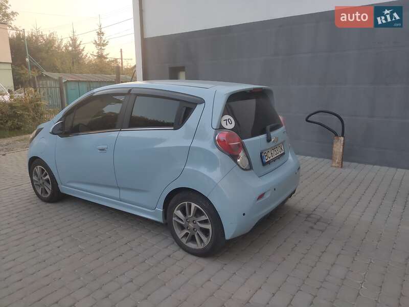 Хетчбек Chevrolet Spark EV 2014 в Львові фото 4 Хетчбек Chevrolet Spark EV 2014 в Львові