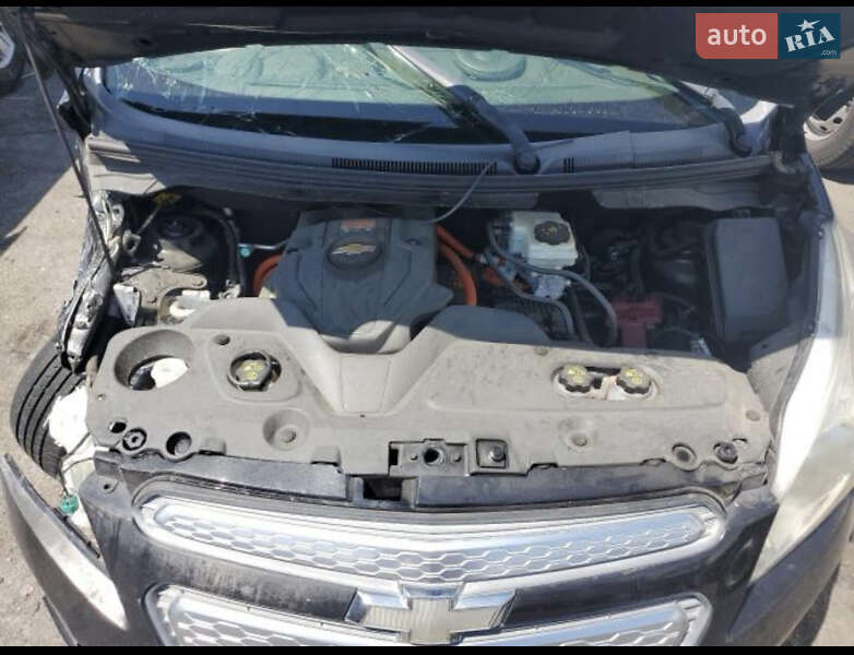 Хэтчбек Chevrolet Spark EV 2014 в Харькове