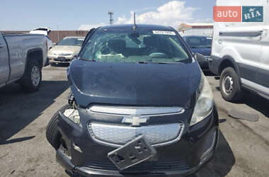 Хэтчбек Chevrolet Spark EV 2014 в 