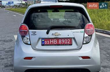 Хэтчбек Chevrolet Spark EV 2015 в 