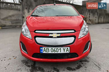 Хэтчбек Chevrolet Spark EV 2016 в 