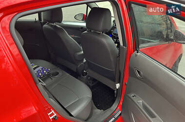 Хэтчбек Chevrolet Spark EV 2016 в 