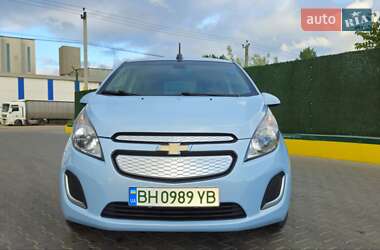 Хэтчбек Chevrolet Spark EV 2015 в 