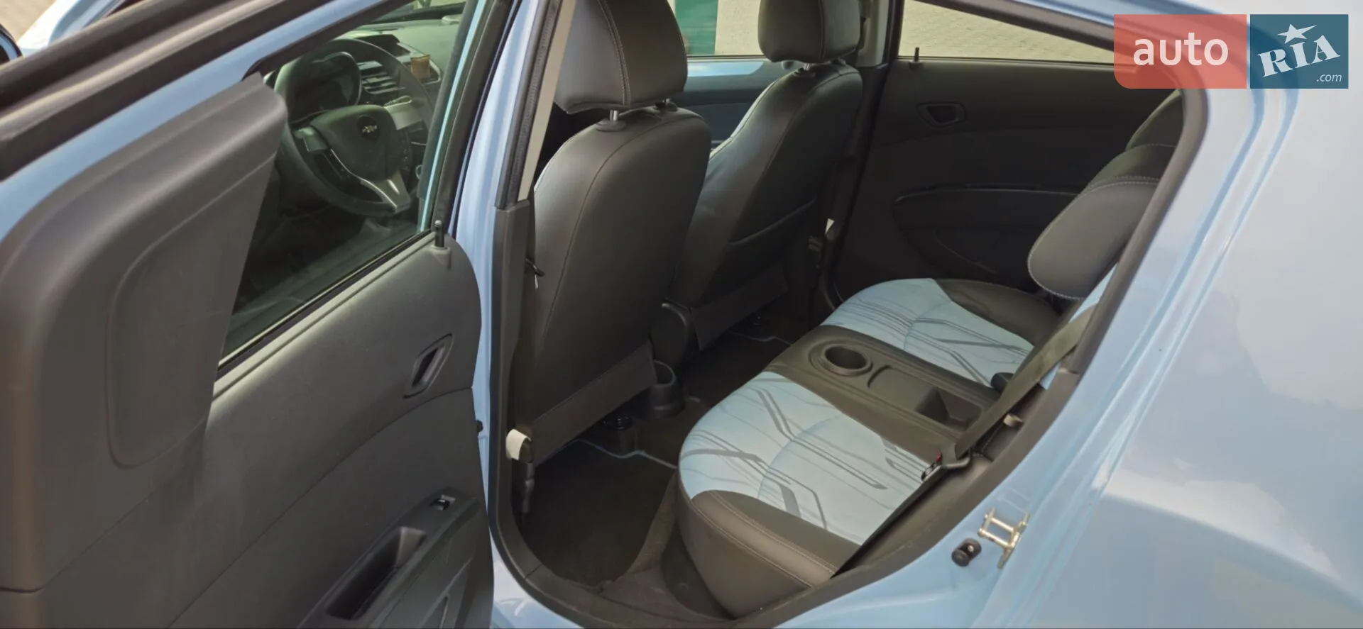 2015 Chevrolet Spark - мініатюра 32