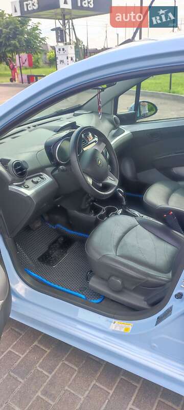 Хетчбек Chevrolet Spark EV 2016 в Вишгороді