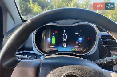 Хэтчбек Chevrolet Spark EV 2014 в 